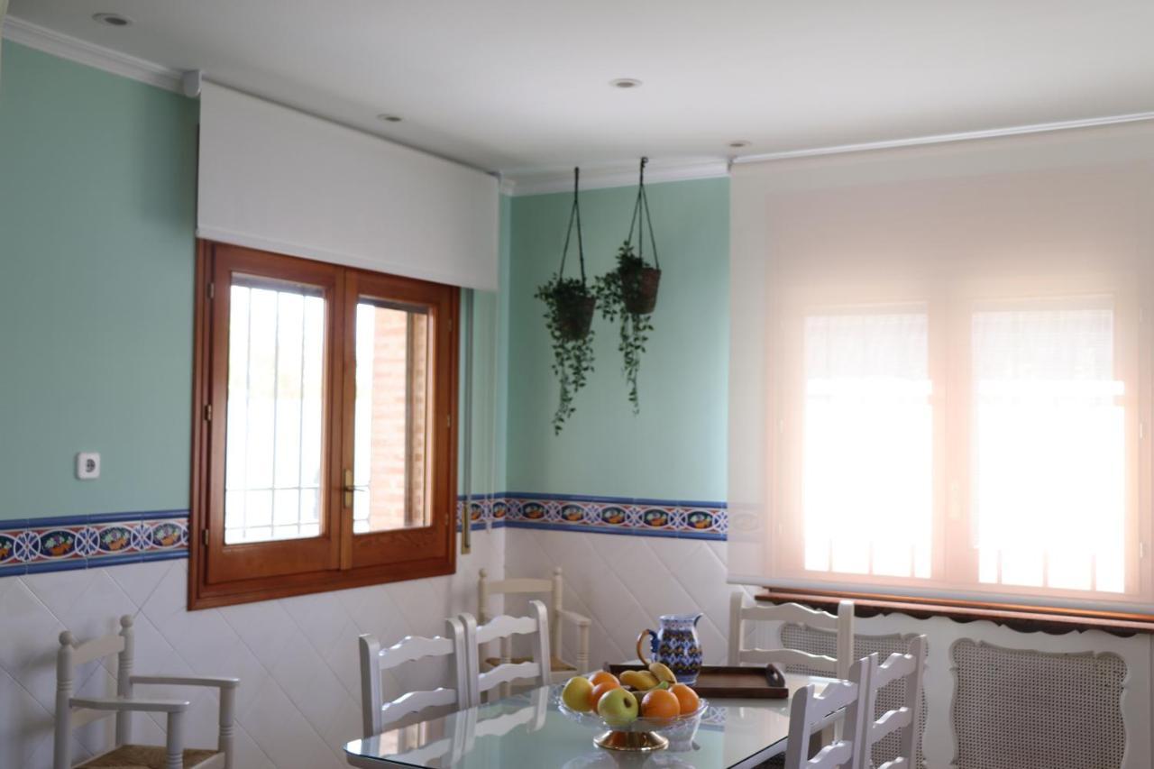 La Casa De Enfrente Βίλα Herencia Εξωτερικό φωτογραφία